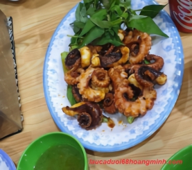MỰC TUỘT NƯỚNG MUỐI ỚT